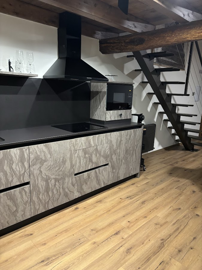 Apartamentos Turísticos - Restaurante Eguen Goiko