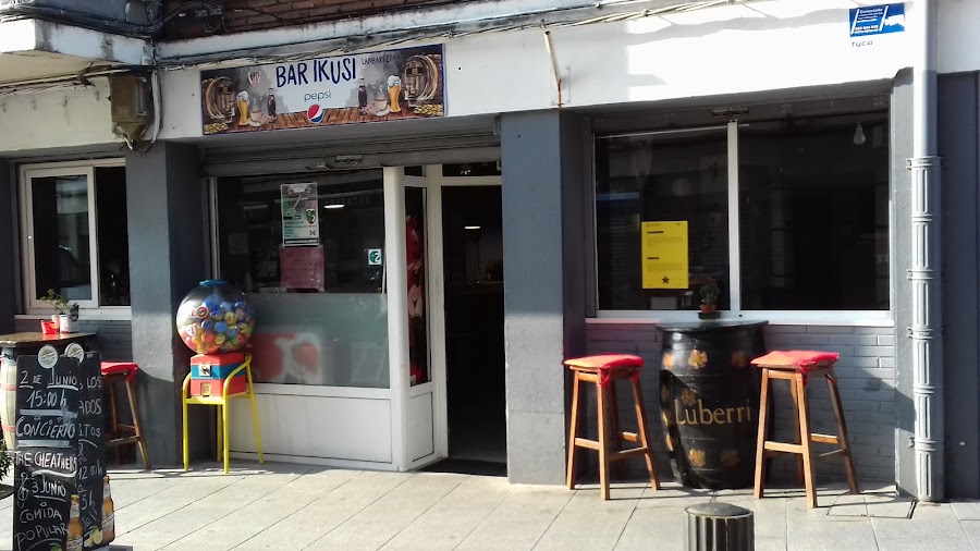 BAR IKUSI CAFE