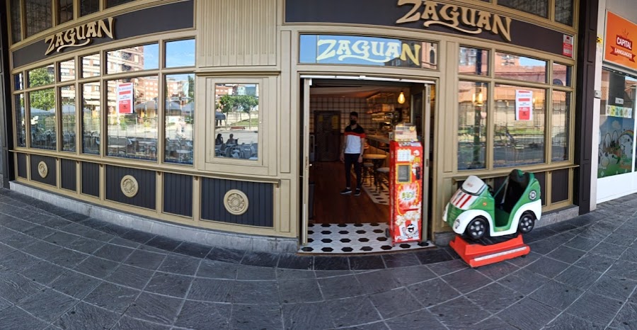Bar Zaguan