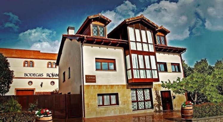 Casa Rojanda