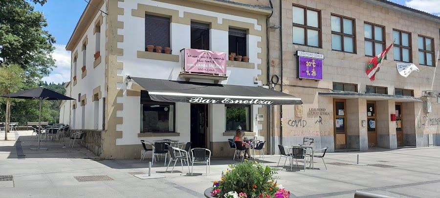 Esneitza taberna
