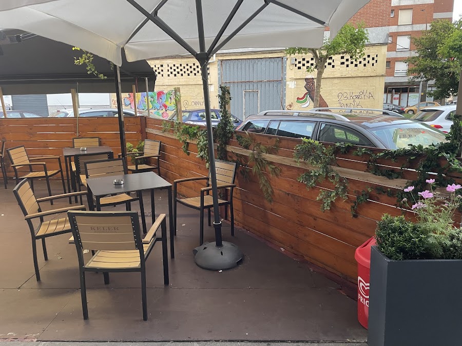 ez esan inori Taberna