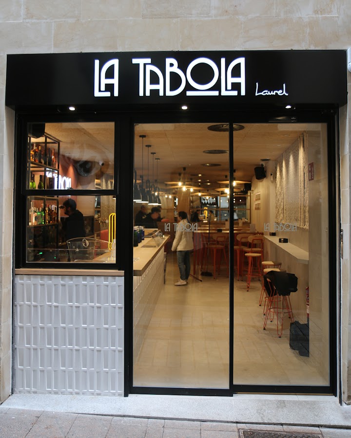 La Tabola Laurel