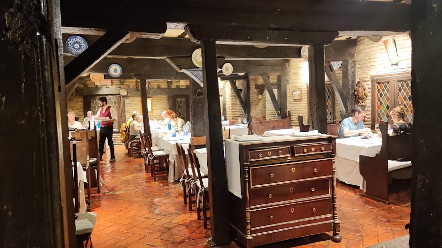 Restaurantes en Casco Medieval ciudad de Vitoria-Gasteiz