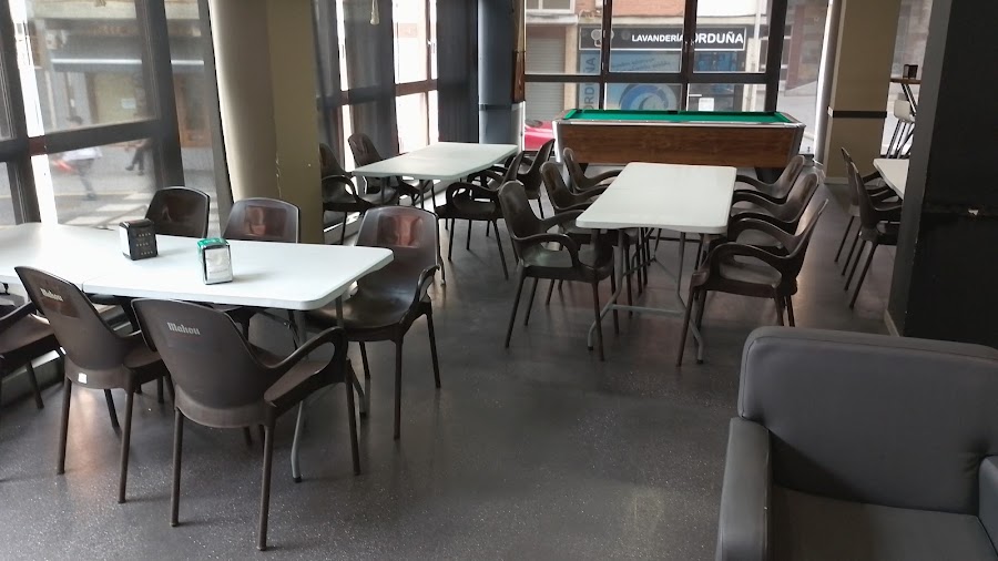 Taberna Urioste Hogar Jubilado