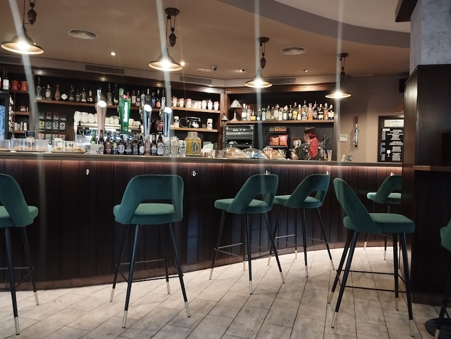 Yalens Tavern