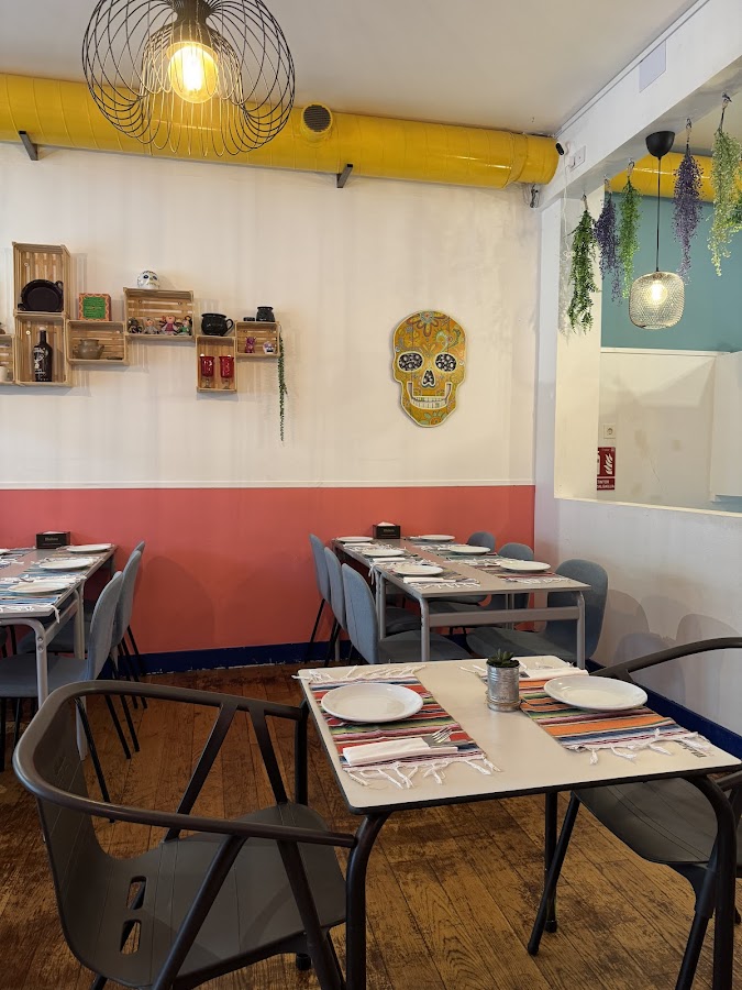 CILANTROPO Comida Mexicana