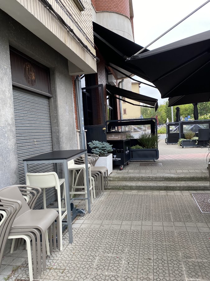 Cola de Gallo - Bar