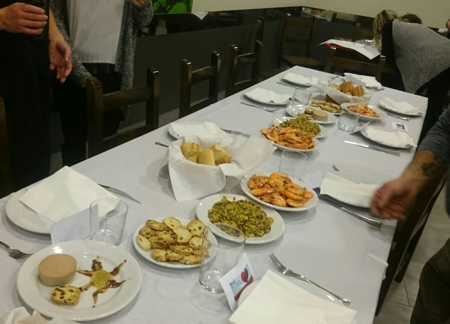 LA KOLINA ELKARTEA