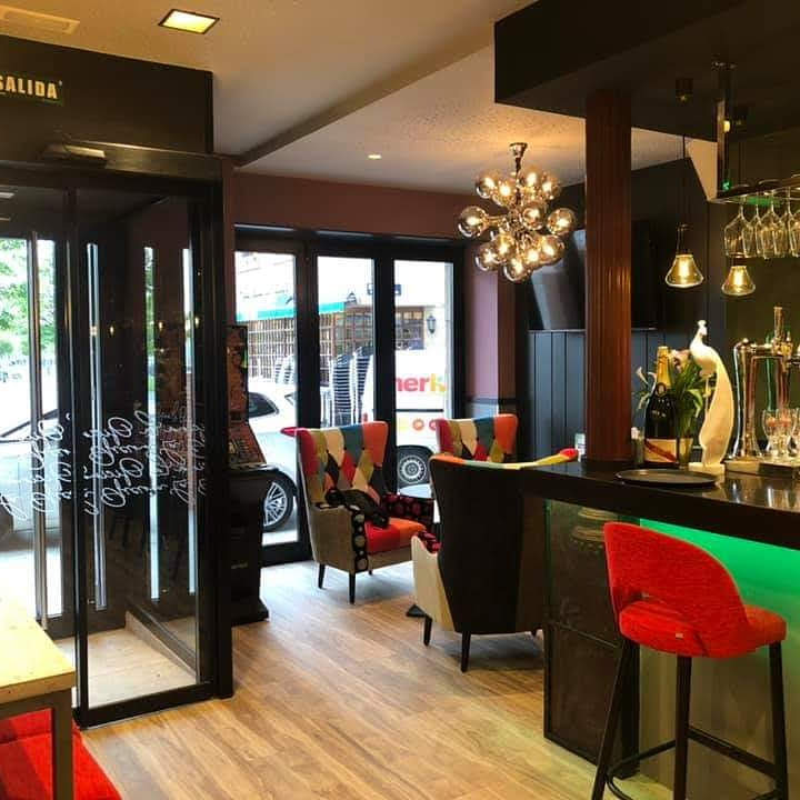 Restaurante La Oficina STZ